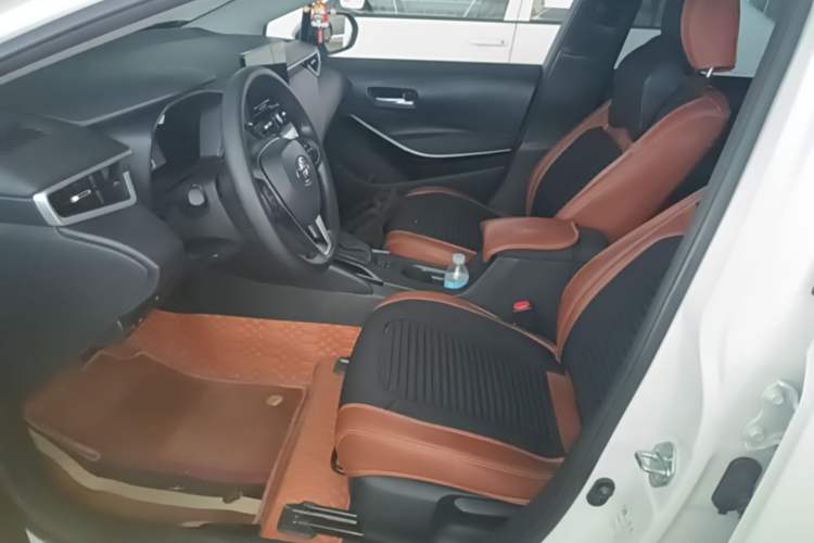 Used Toyota Corolla 2023 1.8L Smart Electric Hybrid Dual-Motor Elite Edition Left Front Seat