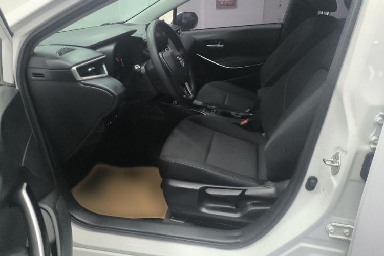 Used Toyota Corolla 2023 1.8L Smart Electric Hybrid Dual-Motor Elite Edition Left Front Seat