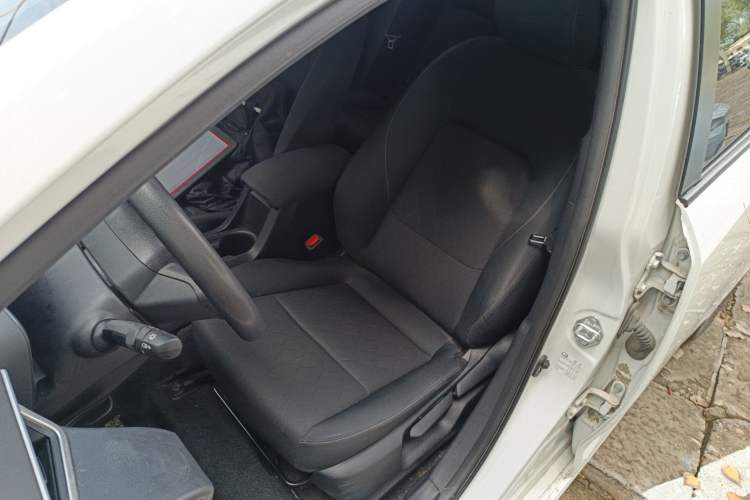 Used Toyota Corolla 2023 1.8L Smart Electric Hybrid Dual-Motor Pioneer Edition Left Front Seat
