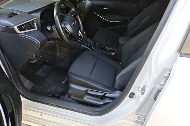 Used Toyota Corolla 2023 1.8L Smart Electric Hybrid Dual-Motor Pioneer Edition Left Front Seat