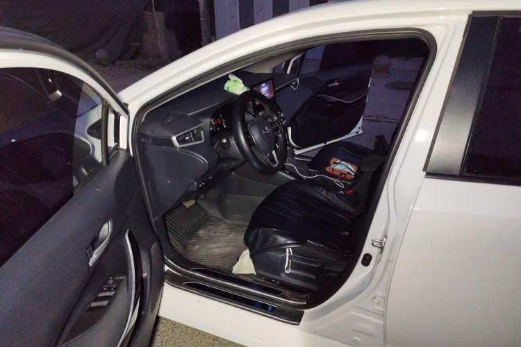 Used Toyota Corolla 2023 1.8L Smart Electric Hybrid Dual-Motor Elite Edition Left Front Seat