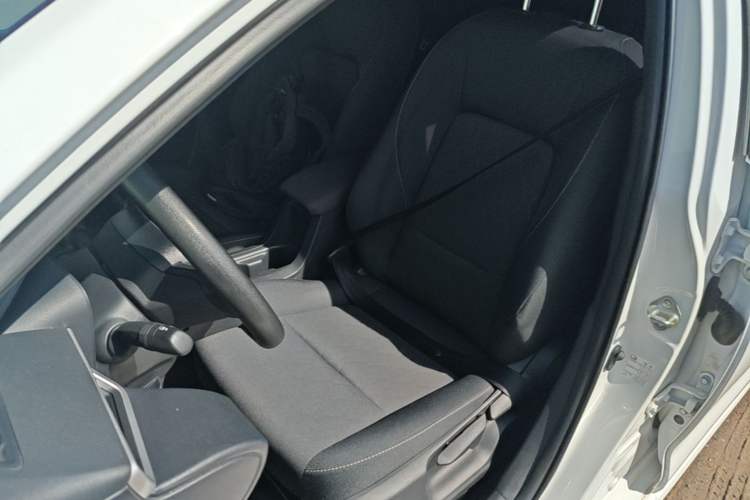 Used Toyota Corolla 2023 1.8L Smart Electric Hybrid Dual-Motor Pioneer Edition Left Front Seat