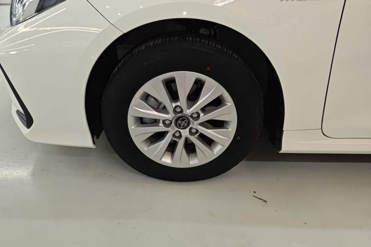 Used Toyota Corolla 2023 1.8L Smart Electric Hybrid Dual-Motor Pioneer Edition Left Front Wheel Hub