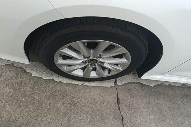 Used Toyota Corolla 2023 1.8L Smart Electric Hybrid Dual-Motor Elite Edition Left Front Wheel Hub