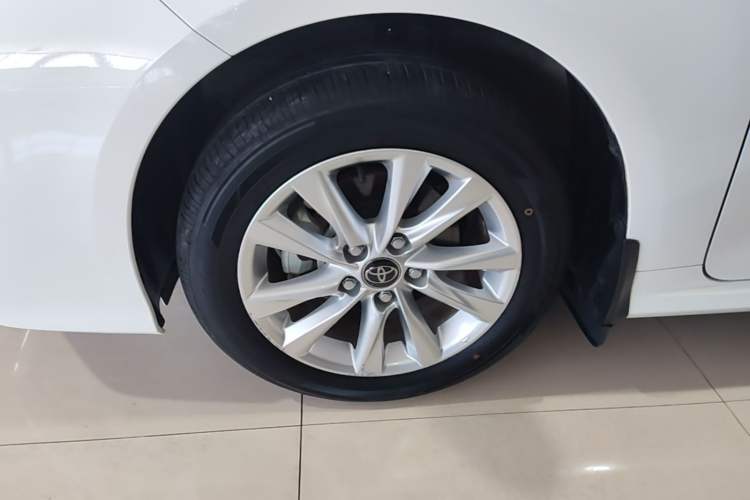 Used Toyota Corolla 2023 1.2T Elite Edition Left Front Wheel Hub