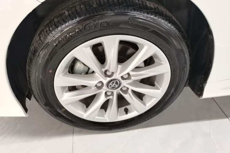 Used Toyota Corolla 2023 1.8L Smart Electric Hybrid Dual-Motor Elite Edition Left Front Wheel Hub