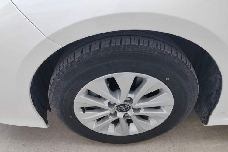 Used Toyota Corolla 2023 1.8L Smart Electric Hybrid Dual-Motor Pioneer Edition Left Front Wheel Hub