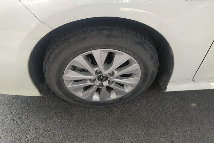 Used Toyota Corolla 2023 1.8L Smart Electric Hybrid Dual-Motor Pioneer Edition Left Front Wheel Hub