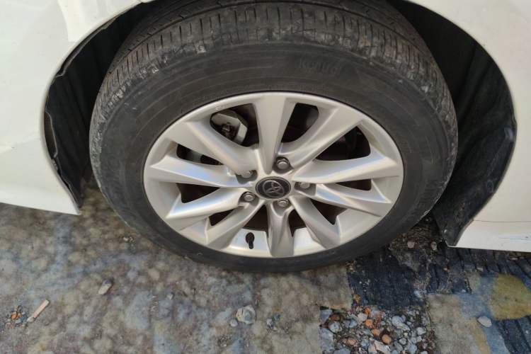 Used Toyota Corolla 2023 1.8L Smart Electric Hybrid Dual-Motor Elite Edition Left Front Wheel Hub