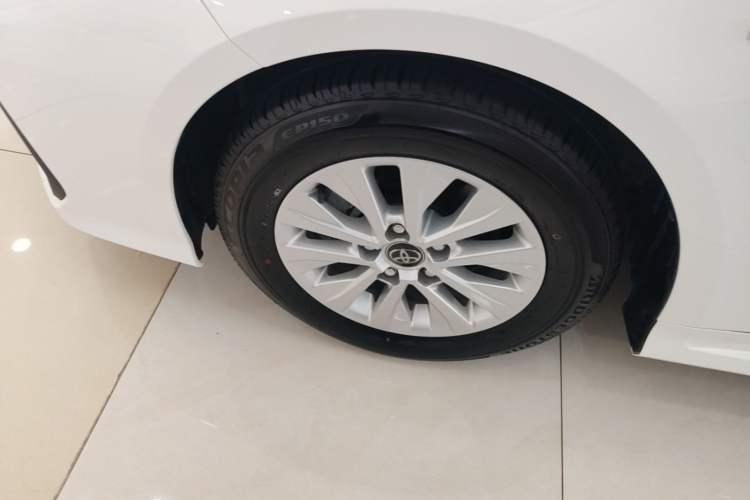 Used Toyota Corolla 2023 1.8L Smart Electric Hybrid Dual-Motor Pioneer Edition Left Front Wheel Hub