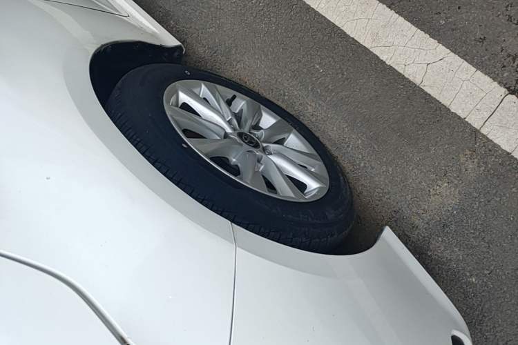 Used Toyota Corolla 2023 1.8L Smart Electric Hybrid Dual-Motor Elite Edition Left Front Wheel Hub