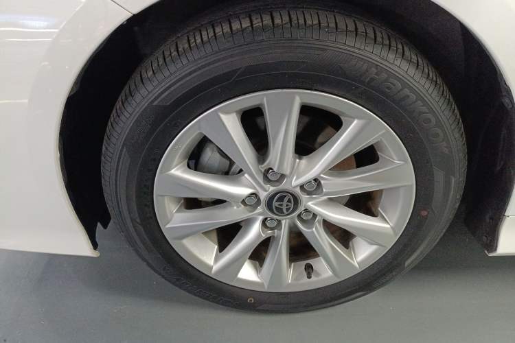 Used Toyota Corolla 2023 1.8L Smart Electric Hybrid Dual-Motor Elite Edition Left Front Wheel Hub