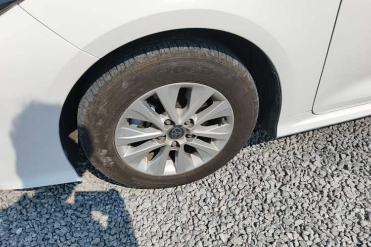 Used Toyota Corolla 2023 1.8L Smart Electric Hybrid Dual-Motor Pioneer Edition Left Front Wheel Hub