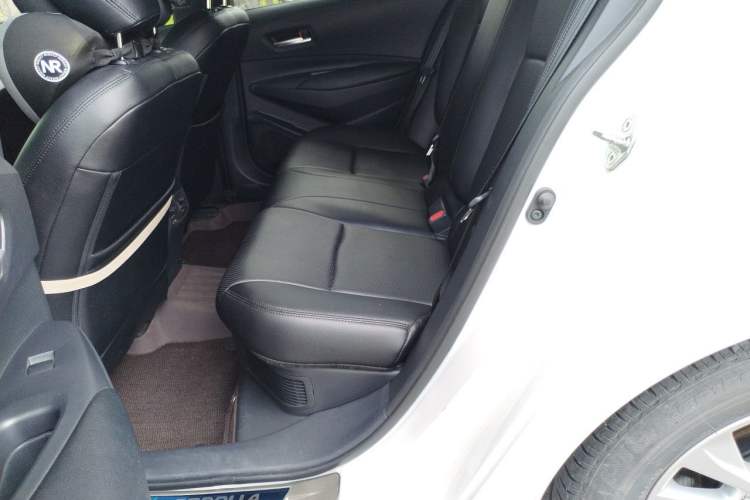 Used Toyota Corolla 2023 1.8L Smart Electric Hybrid Dual-Motor Pioneer Edition Left Rear Seat