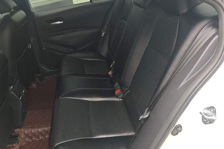 Used Toyota Corolla 2023 1.8L Smart Electric Hybrid Dual-Motor Elite Edition Left Rear Seat