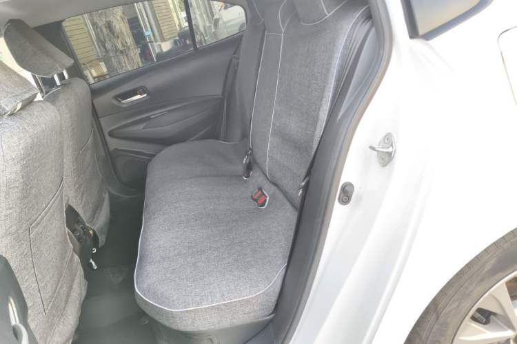Used Toyota Corolla 2023 1.8L Smart Electric Hybrid Dual-Motor Pioneer Edition Left Rear Seat