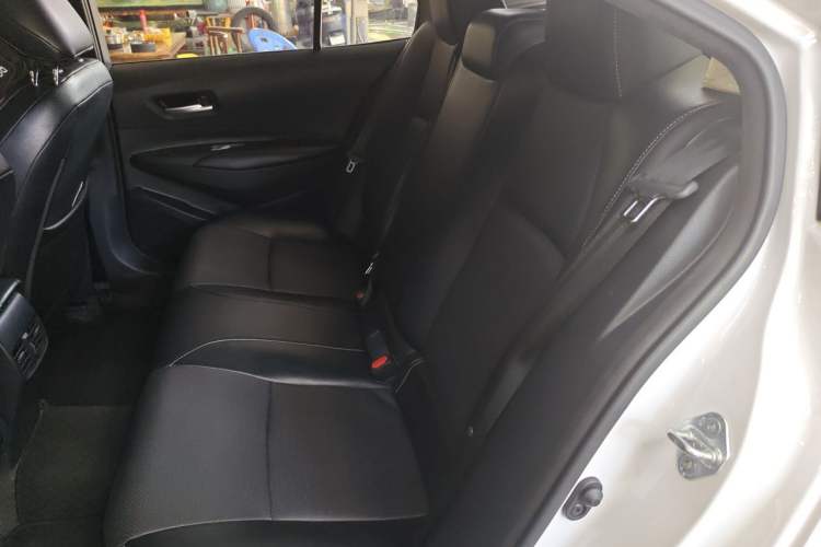 Used Toyota Corolla 2023 1.8L Smart Electric Hybrid Dual-Motor Pioneer Edition Left Rear Seat