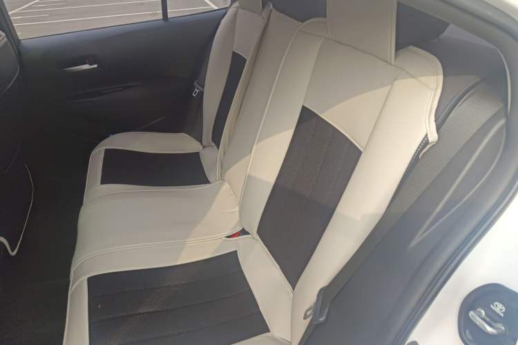 Used Toyota Corolla 2023 1.8L Smart Electric Hybrid Dual-Motor Elite Edition Left Rear Seat