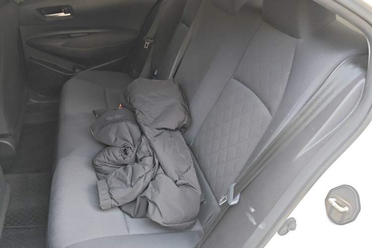 Used Toyota Corolla 2023 1.8L Smart Electric Hybrid Dual-Motor Elite Edition Left Rear Seat