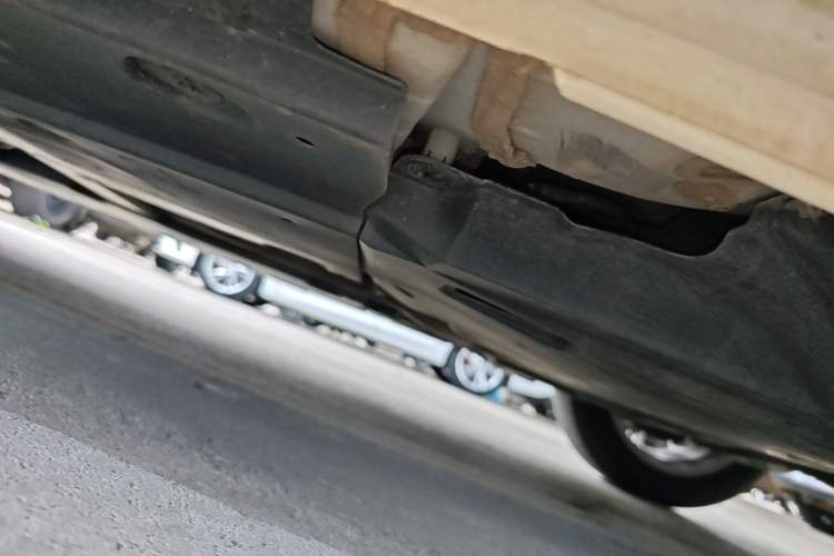 Used Toyota Corolla 2023 1.8L Smart Electric Hybrid Dual-Motor Elite Edition Left Side Sill