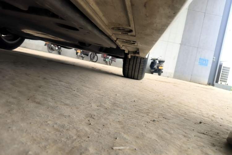 Used Toyota Corolla 2023 1.8L Smart Electric Hybrid Dual-Motor Elite Edition Left Side Sill