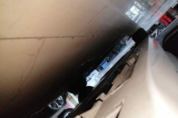 Used Toyota Corolla 2023 1.8L Smart Electric Hybrid Dual-Motor Elite Edition Left Side Sill