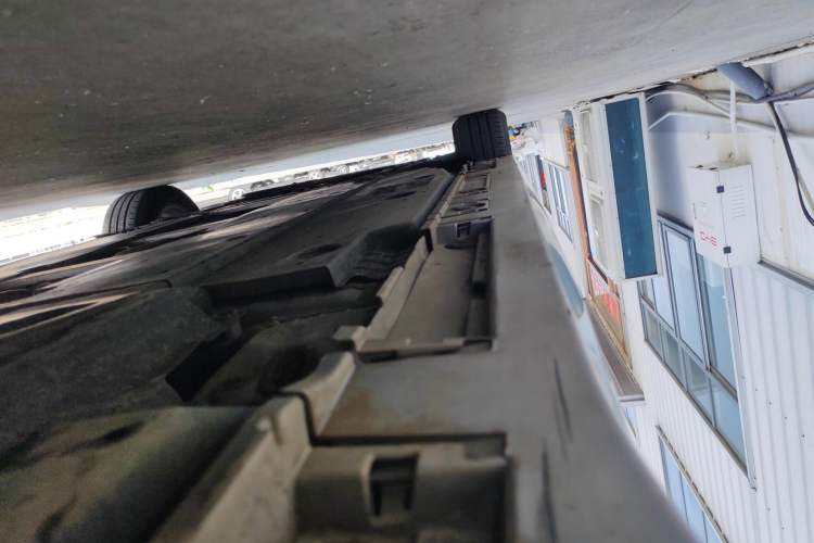 Used Toyota Corolla 2023 1.8L Smart Electric Hybrid Dual-Motor Pioneer Edition Left Side Sill