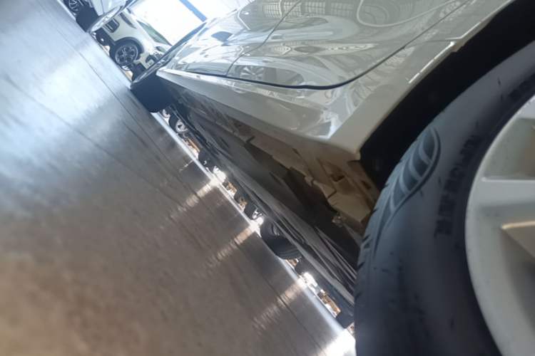 Used Toyota Corolla 2023 1.8L Smart Electric Hybrid Dual-Motor Elite Edition Left Side Sill