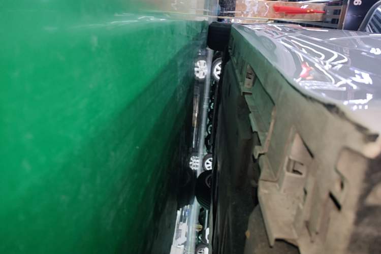 Used Toyota Corolla 2023 1.8L Smart Electric Hybrid Dual-Motor Pioneer Edition Left Side Sill