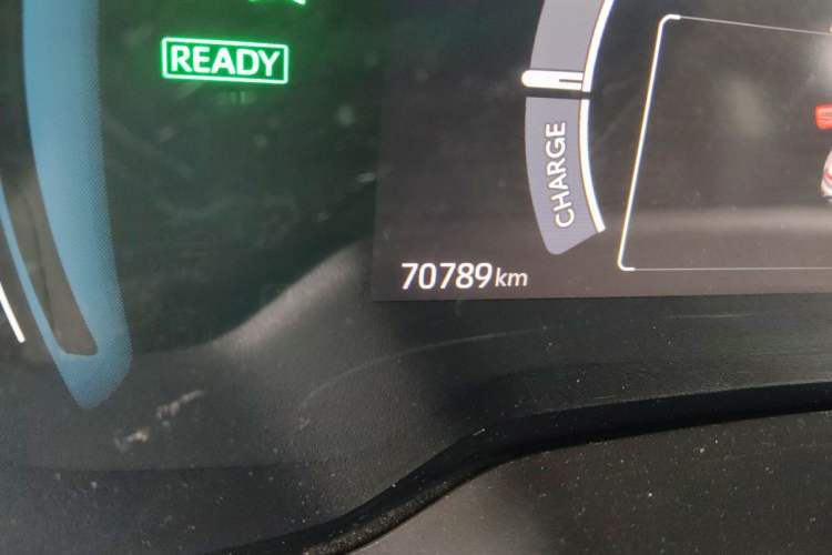 Used Toyota Corolla 2023 1.8L Smart Electric Hybrid Dual-Motor Pioneer Edition Odometer Close Up