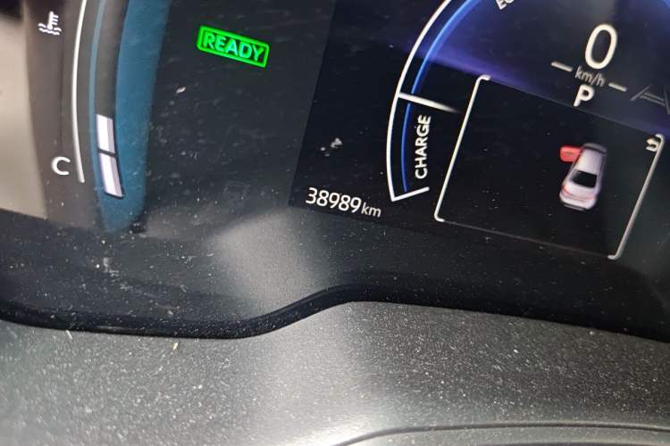Used Toyota Corolla 2023 1.8L Smart Electric Hybrid Dual-Motor Elite Edition Odometer Close Up