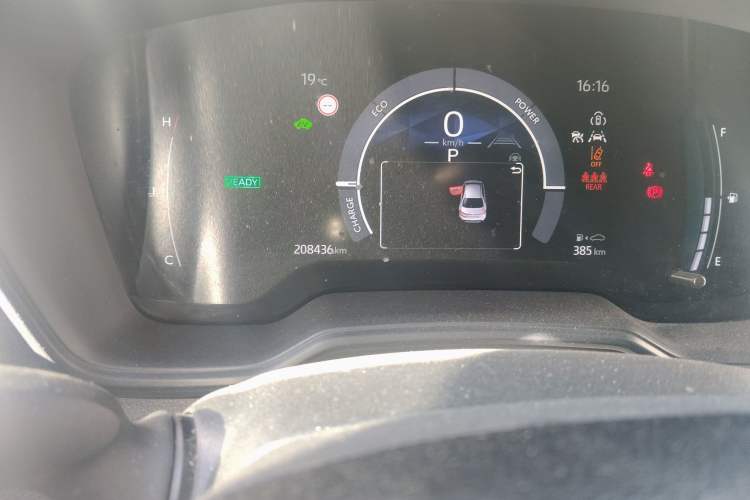 Used Toyota Corolla 2023 1.8L Smart Electric Hybrid Dual-Motor Pioneer Edition Odometer Close Up