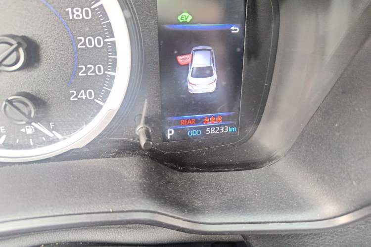 Used Toyota Corolla 2023 1.8L Smart Electric Hybrid Dual-Motor Elite Edition Odometer Close Up