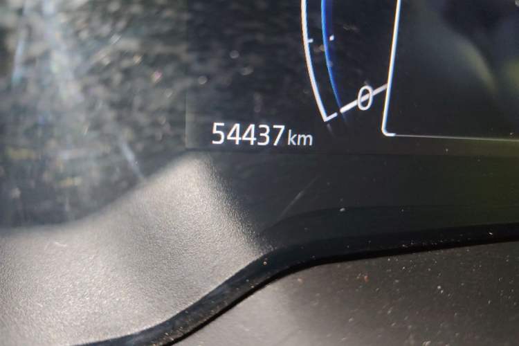 Used Toyota Corolla 2023 1.8L Smart Electric Hybrid Dual-Motor Pioneer Edition Odometer Close Up