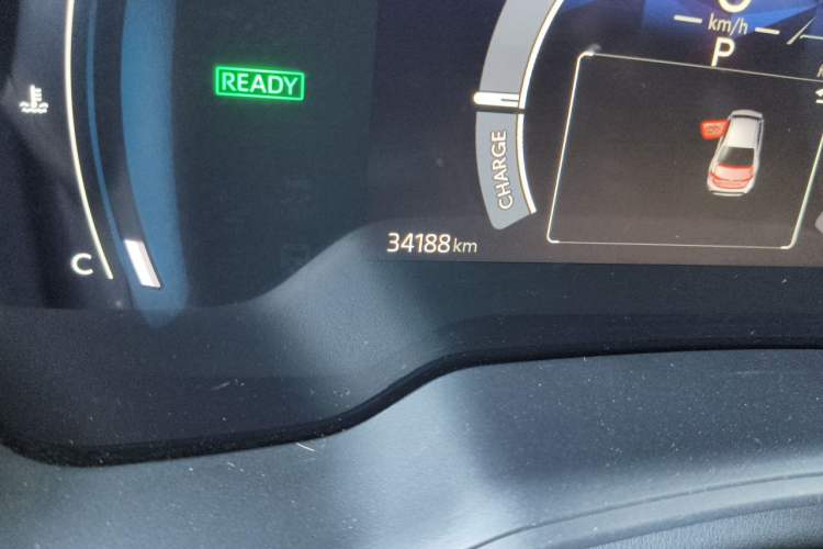 Used Toyota Corolla 2023 1.8L Smart Electric Hybrid Dual-Motor Pioneer Edition Odometer Close Up