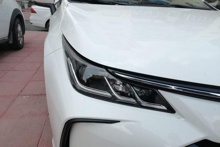 Used Toyota Corolla 2023 1.8L Smart Electric Hybrid Dual-Motor Elite Edition Right Front Headlight