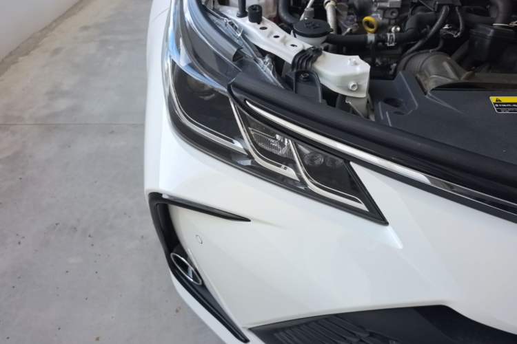 Used Toyota Corolla 2023 1.8L Smart Electric Hybrid Dual-Motor Pioneer Edition Right Front Headlight