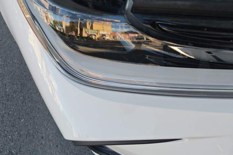 Used Toyota Corolla 2023 1.8L Smart Electric Hybrid Dual-Motor Elite Edition Right Front Headlight