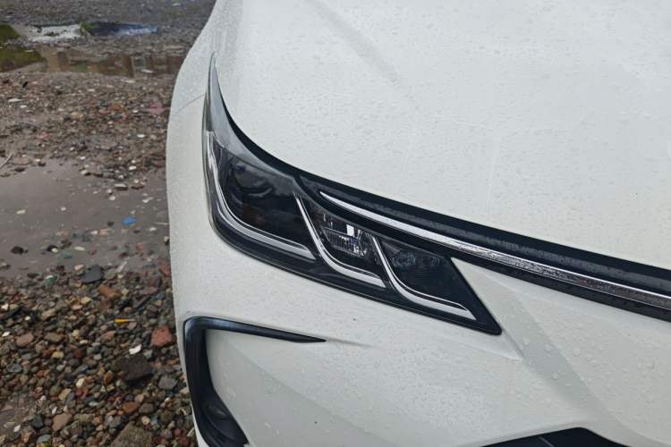Used Toyota Corolla 2023 1.8L Smart Electric Hybrid Dual-Motor Elite Edition Right Front Headlight