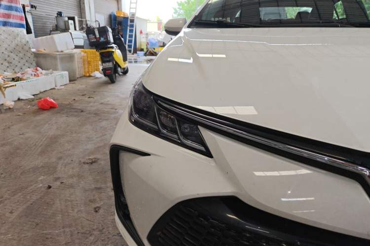 Used Toyota Corolla 2023 1.8L Smart Electric Hybrid Dual-Motor Elite Edition Right Front Headlight