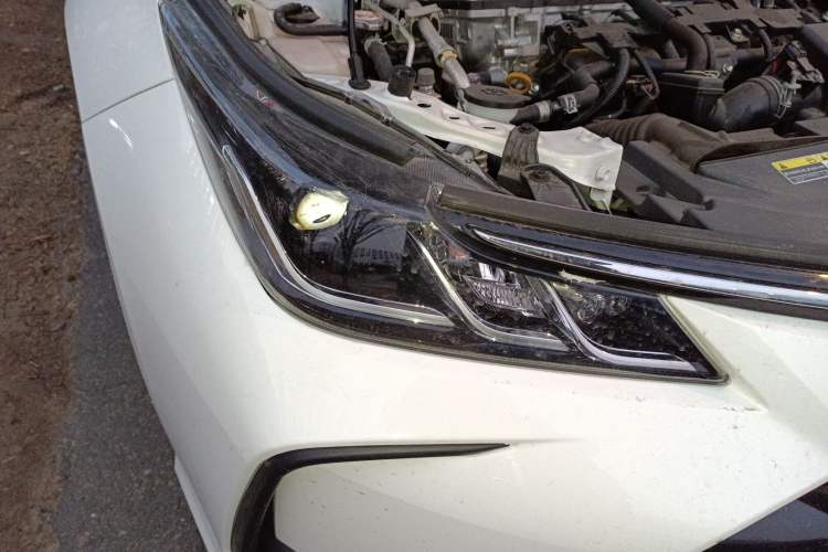 Used Toyota Corolla 2023 1.8L Smart Electric Hybrid Dual-Motor Elite Edition Right Front Headlight