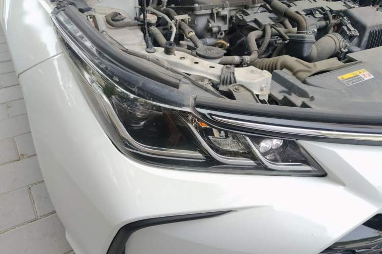 Used Toyota Corolla 2023 1.8L Smart Electric Hybrid Dual-Motor Elite Edition Right Front Headlight