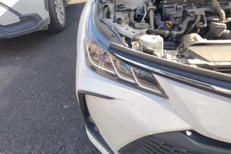 Used Toyota Corolla 2023 1.8L Smart Electric Hybrid Dual-Motor Pioneer Edition Right Front Headlight