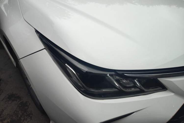 Used Toyota Corolla 2023 1.8L Smart Electric Hybrid Dual-Motor Pioneer Edition Right Front Headlight