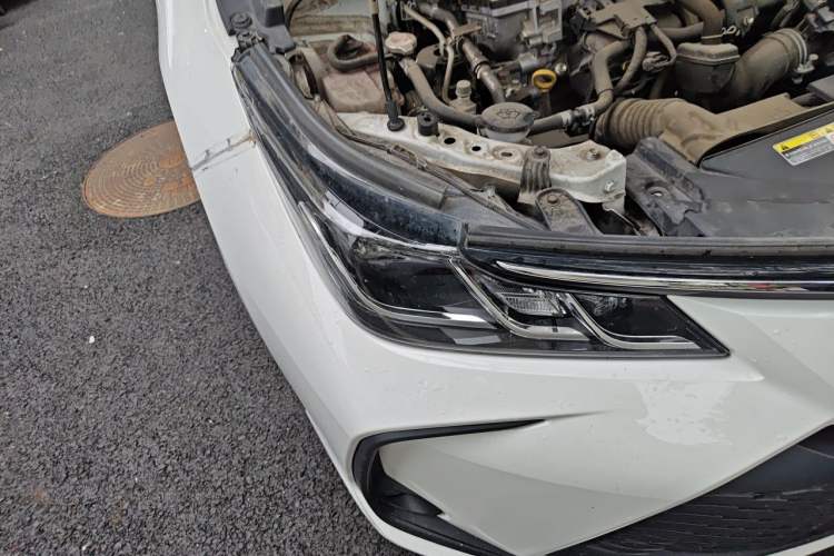 Used Toyota Corolla 2023 1.8L Smart Electric Hybrid Dual-Motor Pioneer Edition Right Front Headlight