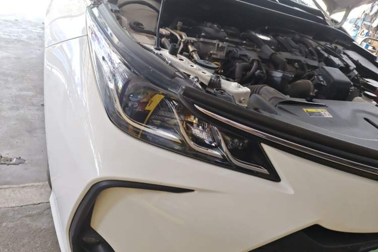 Used Toyota Corolla 2023 1.8L Smart Electric Hybrid Dual-Motor Pioneer Edition Right Front Headlight