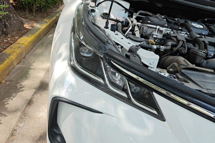Used Toyota Corolla 2023 1.8L Smart Electric Hybrid Dual-Motor Elite Edition Right Front Headlight
