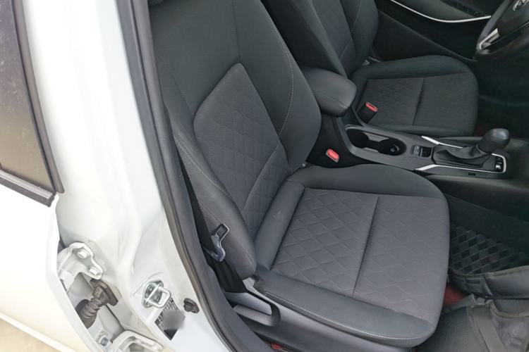 Used Toyota Corolla 2023 1.8L Smart Electric Hybrid Dual-Motor Elite Edition Right Front Seat