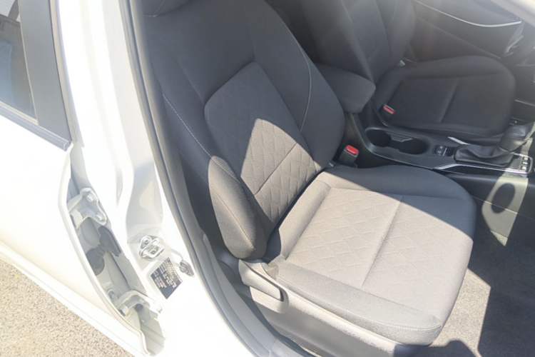 Used Toyota Corolla 2023 1.8L Smart Electric Hybrid Dual-Motor Pioneer Edition Right Front Seat
