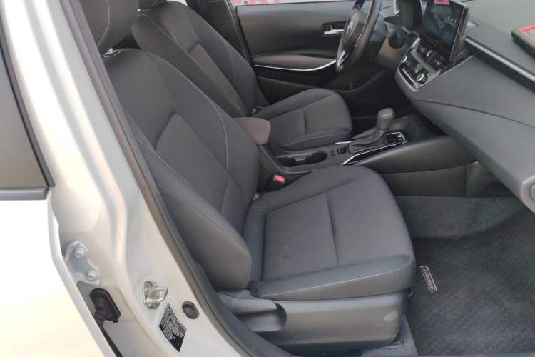Used Toyota Corolla 2023 1.8L Smart Electric Hybrid Dual-Motor Pioneer Edition Right Front Seat